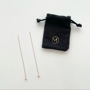 Mejuri Sphere Threaders in 14k gold